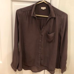 Button-down, comfortable, long-sleeved shirt